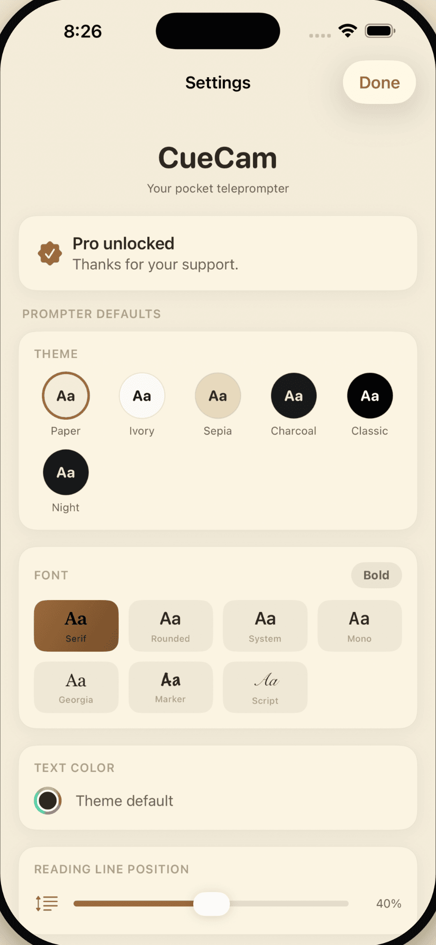 CueCam settings screen with six theme swatches, seven font choices, a text color picker, and a reading-line position control
